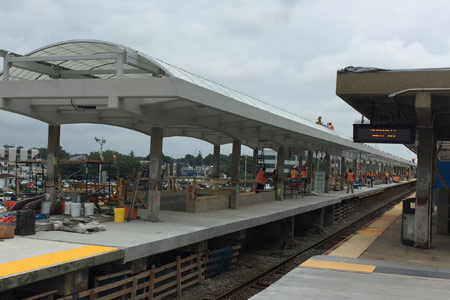 Hicksville Station