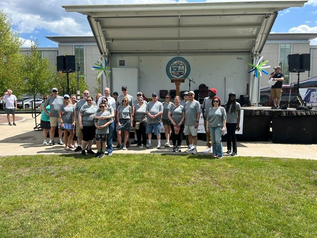 the Kalwall family proudly came together in support of Families in Transition-New Horizons and the annual Walk Against Hunger — continuing a tradition of community involvement that reflects the company’s ongoing commitment to helping neighbors in need.