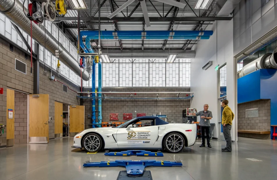Image of Glendale Community College Automotive Technology Center. Photo by AJ Brown