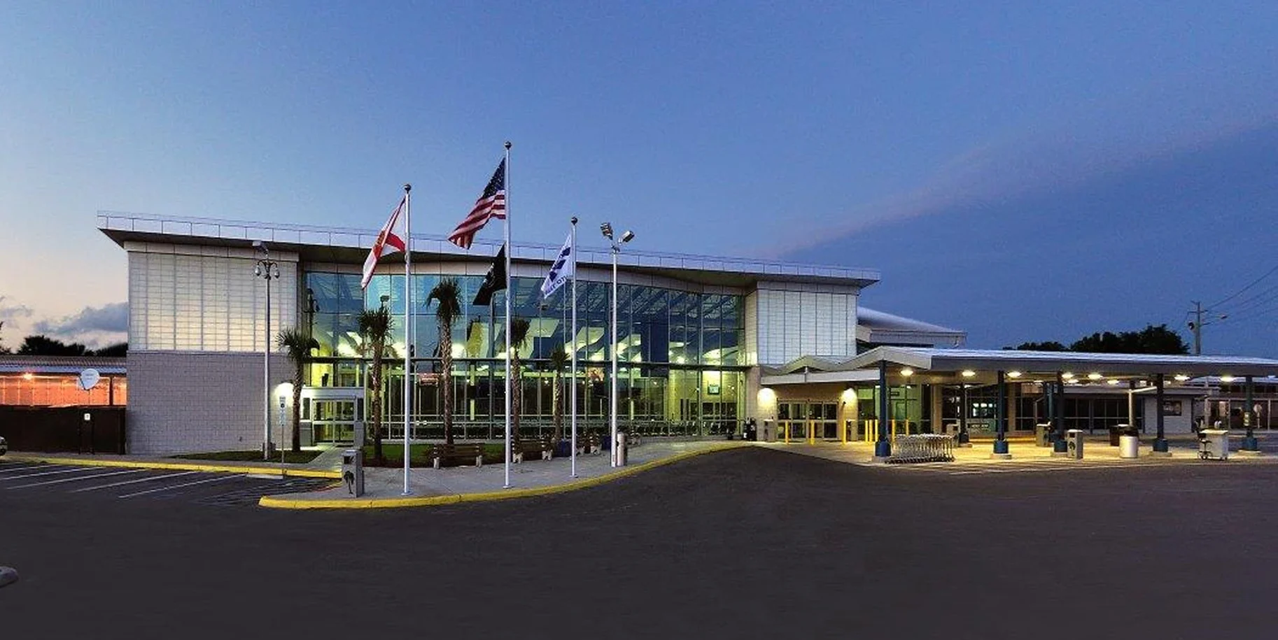 Image of a Kalwall hurricane-rated wall installation