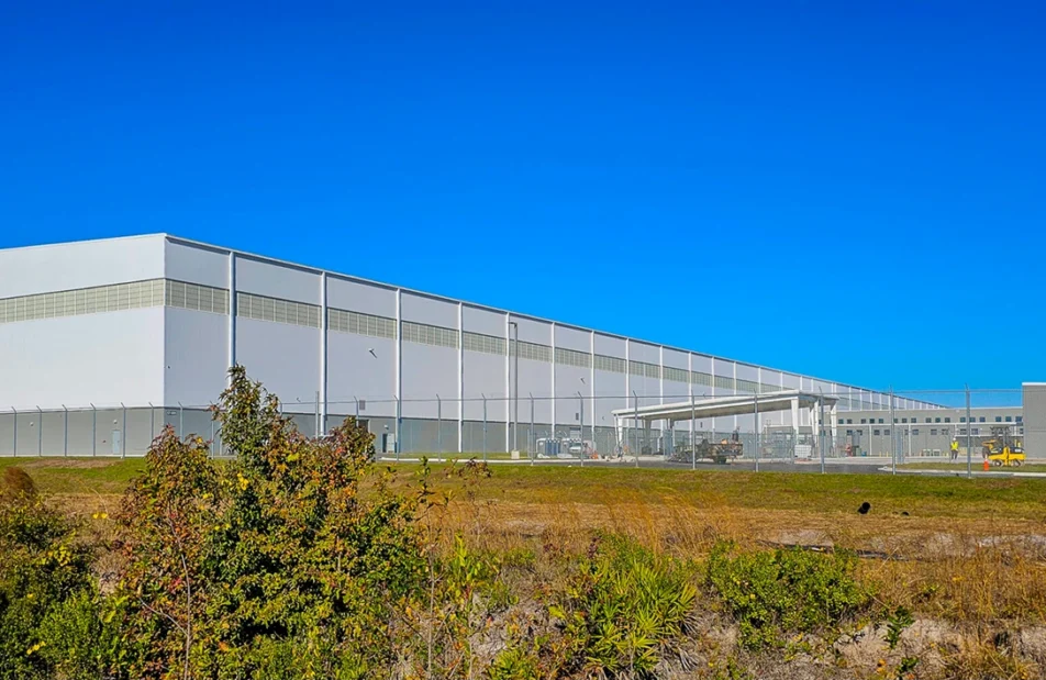 Image of a Kalwall Blast Resistant System in a U.S. Military Installation